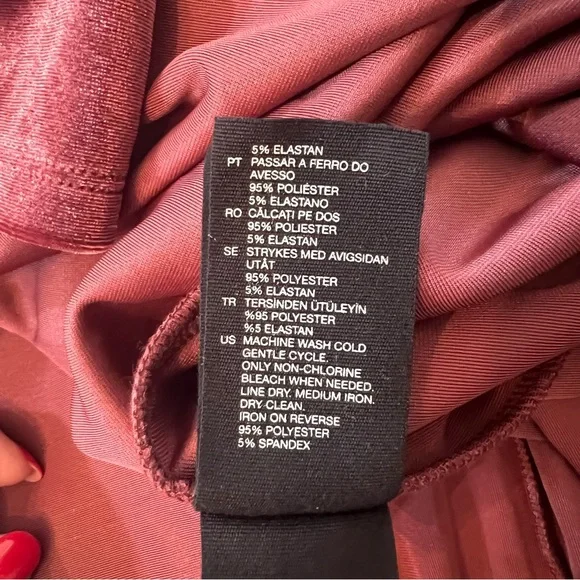 & Other Stories Velvet Turtleneck Midi Dress Burgundy Slit Long Sleeve Women's 4 - Picture 13 of 13